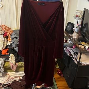 Chic Velvet Long Sleeve Dress in Deep Burgundy